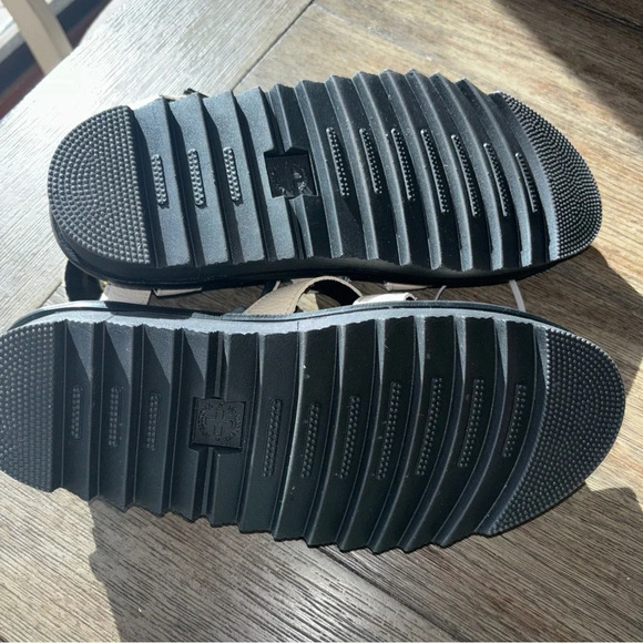 Dr Martens Blaire Pisa Sandals NEW - Picture 7 of 9